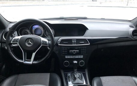 Mercedes-Benz C-Класс, 2011 год, 1 555 000 рублей, 3 фотография