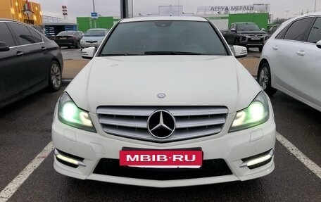 Mercedes-Benz C-Класс, 2011 год, 1 555 000 рублей, 2 фотография