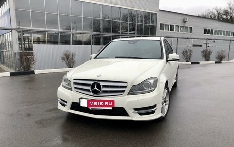 Mercedes-Benz C-Класс, 2011 год, 1 555 000 рублей, 8 фотография