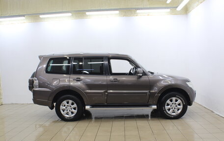 Mitsubishi Pajero IV, 2010 год, 1 689 000 рублей, 7 фотография