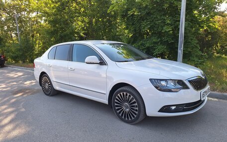 Skoda Superb III рестайлинг, 2014 год, 1 600 000 рублей, 1 фотография