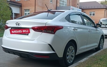 Hyundai Solaris II рестайлинг, 2022 год, 1 830 000 рублей, 9 фотография