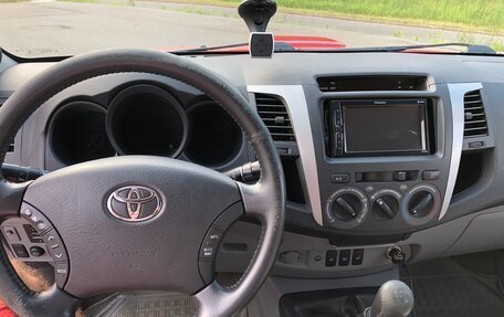 Toyota Hilux VII, 2011 год, 1 780 000 рублей, 10 фотография