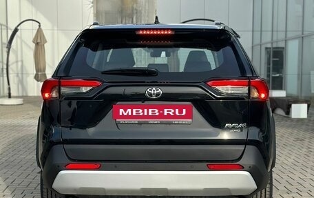 Toyota RAV4, 2024 год, 5 200 000 рублей, 6 фотография