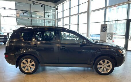 Mitsubishi Outlander III рестайлинг 3, 2011 год, 1 395 000 рублей, 5 фотография