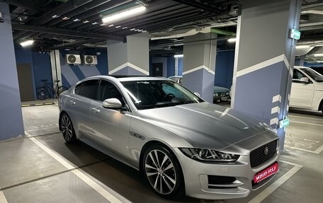 Jaguar XE I рестайлинг, 2015 год, 2 100 000 рублей, 1 фотография