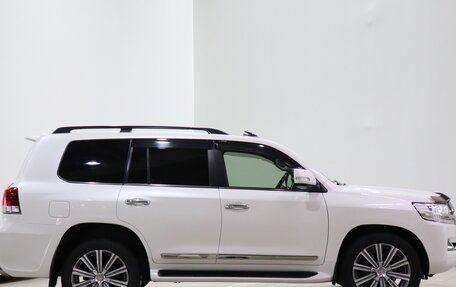 Toyota Land Cruiser 200, 2016 год, 6 600 000 рублей, 5 фотография