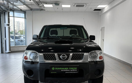 Nissan NP300, 2009 год, 1 300 000 рублей, 2 фотография