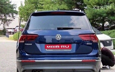 Volkswagen Tiguan II, 2020 год, 3 450 000 рублей, 2 фотография