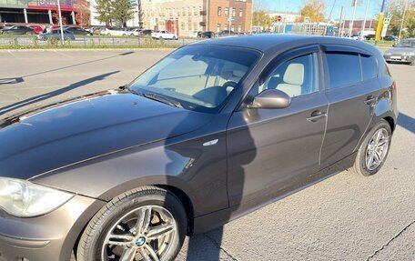 BMW 1 серия, 2005 год, 800 000 рублей, 4 фотография