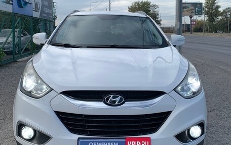 Hyundai ix35 I рестайлинг, 2013 год, 1 575 000 рублей, 2 фотография