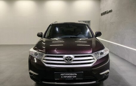 Toyota Highlander III, 2012 год, 2 229 000 рублей, 2 фотография