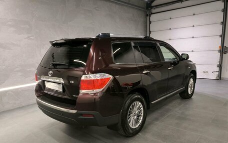 Toyota Highlander III, 2012 год, 2 229 000 рублей, 4 фотография