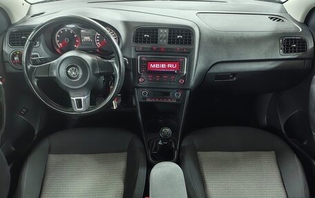 Volkswagen Polo VI (EU Market), 2014 год, 849 000 рублей, 11 фотография