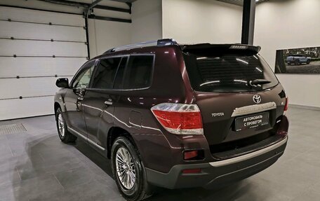 Toyota Highlander III, 2012 год, 2 229 000 рублей, 8 фотография