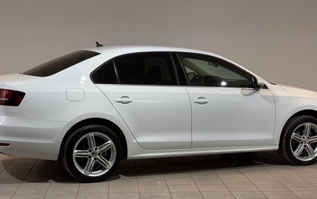 Volkswagen Jetta VI, 2016 год, 1 850 000 рублей, 4 фотография