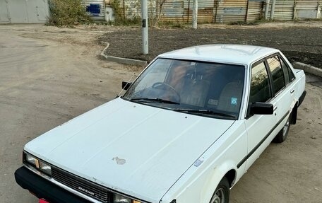 Toyota Carina, 1983 год, 287 000 рублей, 4 фотография