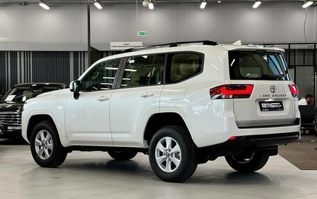 Toyota Land Cruiser, 2023 год, 13 000 000 рублей, 4 фотография