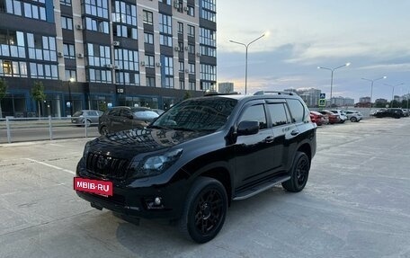 Toyota Land Cruiser Prado 150 рестайлинг 2, 2010 год, 3 350 000 рублей, 2 фотография