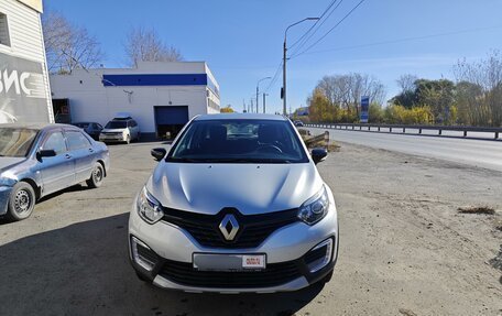 Renault Kaptur I рестайлинг, 2018 год, 1 875 000 рублей, 2 фотография