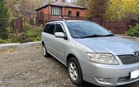 Toyota Corolla, 2004 год, 820 000 рублей, 2 фотография