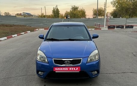 KIA Rio II, 2011 год, 650 000 рублей, 2 фотография