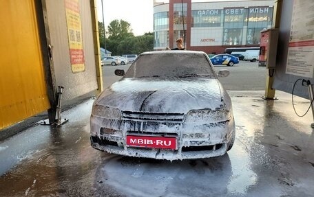 Nissan Skyline, 1994 год, 399 000 рублей, 10 фотография