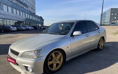 Lexus IS II рестайлинг 2, 2002 год, 850 000 рублей, 1 фотография