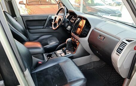 Mitsubishi Pajero IV, 2006 год, 925 000 рублей, 11 фотография