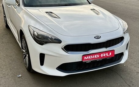 KIA Stinger I, 2018 год, 2 700 000 рублей, 1 фотография