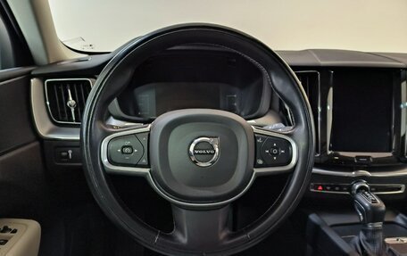 Volvo XC60 II, 2018 год, 3 949 000 рублей, 13 фотография