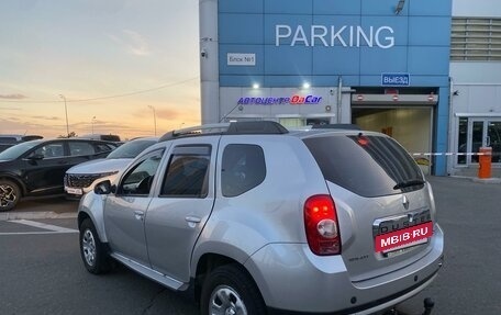 Renault Duster I рестайлинг, 2012 год, 949 000 рублей, 2 фотография