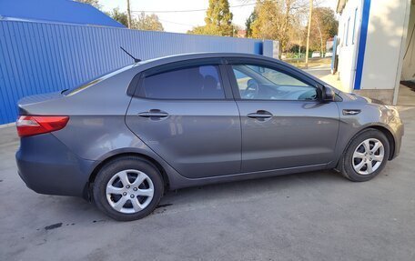 KIA Rio III рестайлинг, 2013 год, 850 000 рублей, 2 фотография