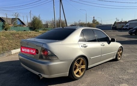 Lexus IS II рестайлинг 2, 2002 год, 850 000 рублей, 5 фотография