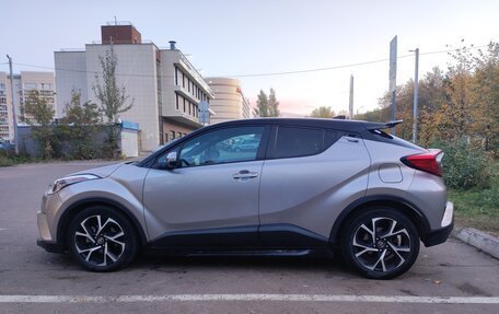 Toyota C-HR I рестайлинг, 2017 год, 2 250 000 рублей, 6 фотография