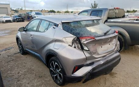 Toyota C-HR I рестайлинг, 2017 год, 2 250 000 рублей, 11 фотография