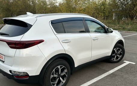 KIA Sportage IV рестайлинг, 2020 год, 2 350 000 рублей, 5 фотография