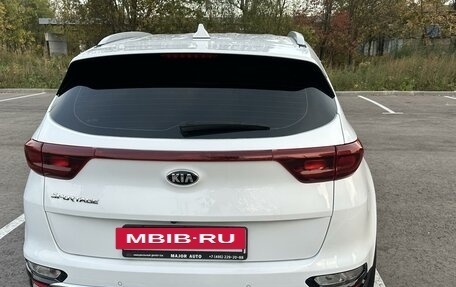 KIA Sportage IV рестайлинг, 2020 год, 2 350 000 рублей, 6 фотография