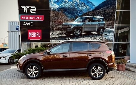 Toyota RAV4, 2017 год, 2 850 000 рублей, 5 фотография