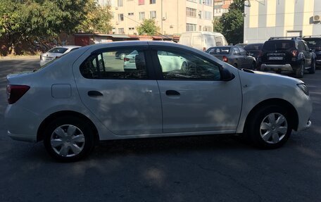 Renault Logan II, 2017 год, 610 000 рублей, 6 фотография