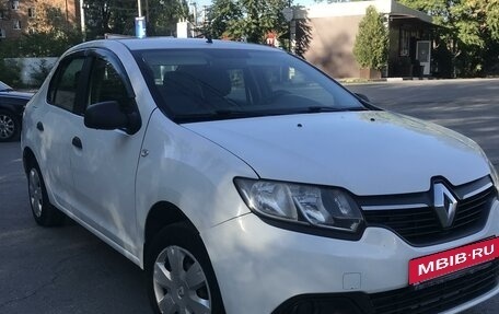 Renault Logan II, 2017 год, 610 000 рублей, 2 фотография