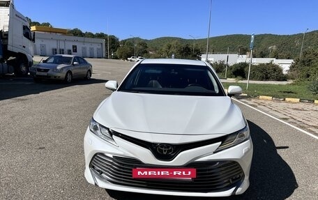 Toyota Camry, 2020 год, 3 750 000 рублей, 17 фотография