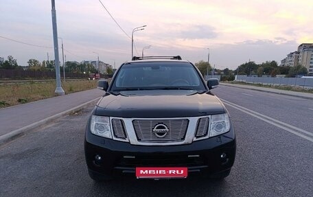 Nissan Pathfinder, 2010 год, 1 550 000 рублей, 2 фотография