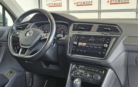 Volkswagen Tiguan II, 2019 год, 2 795 000 рублей, 25 фотография