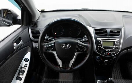 Hyundai Solaris II рестайлинг, 2011 год, 544 000 рублей, 14 фотография