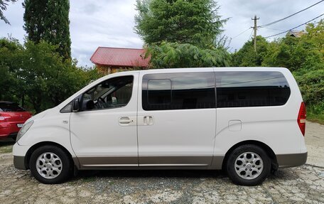 Hyundai H-1 II рестайлинг, 2013 год, 1 850 000 рублей, 3 фотография