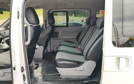 Hyundai H-1 II рестайлинг, 2013 год, 1 850 000 рублей, 8 фотография