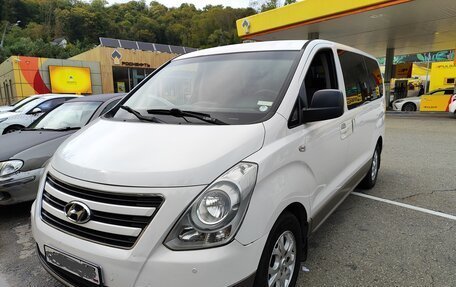 Hyundai H-1 II рестайлинг, 2013 год, 1 850 000 рублей, 5 фотография