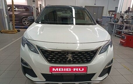 Peugeot 5008 II, 2018 год, 2 187 000 рублей, 2 фотография