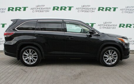 Toyota Highlander III, 2014 год, 2 699 000 рублей, 2 фотография